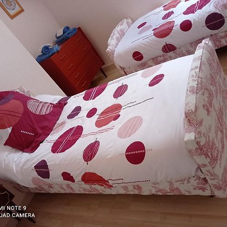 La Petite Maison Bleue Lopérec Εξωτερικό φωτογραφία